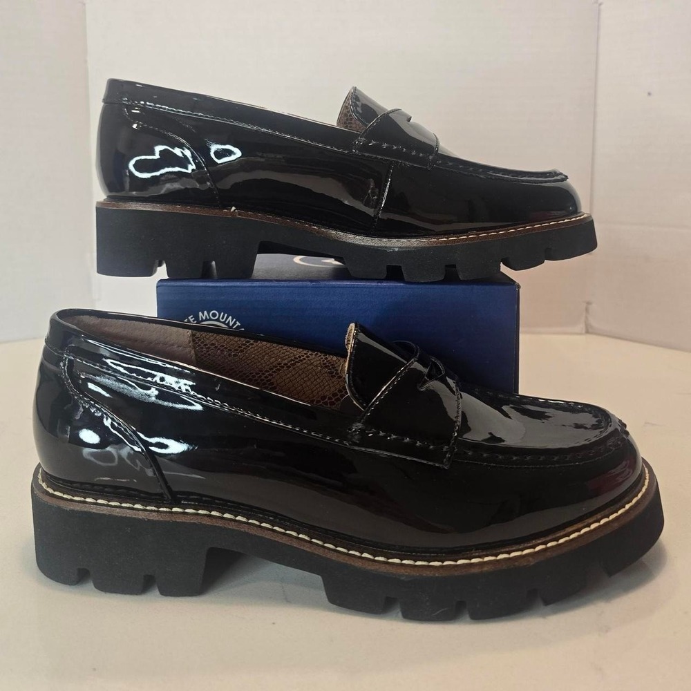 White Mountain Gunner Black Patent Leather Loafers womens Size 9.5